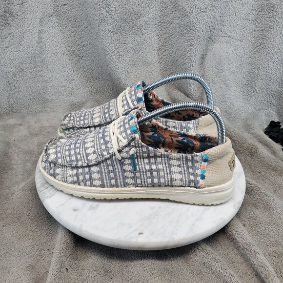 Hey Dude Shoes Womens Size 7 Gray Canvas Embroidery Gray Boho Slip On *Read* - Picture 1 of 11